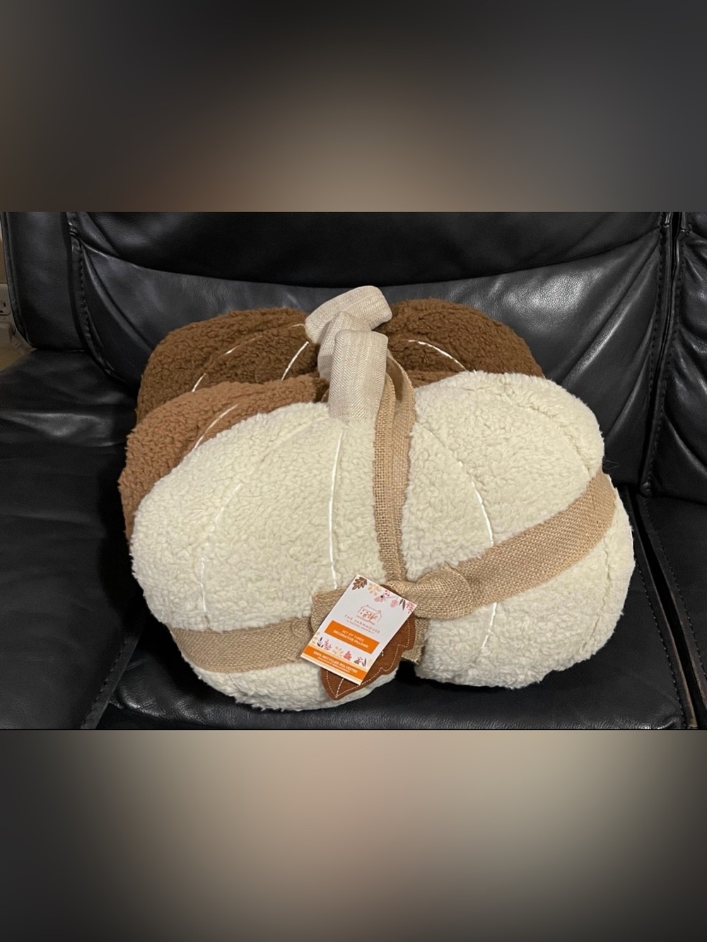 THE FARMHOUSE BY RACHEL ASHWELL Sherpa Pumpkin Pillow Set 3pk